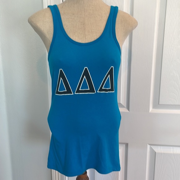 Tri Delta Sorority T-shirt welcome to Wonderland M - Picture 6 of 9